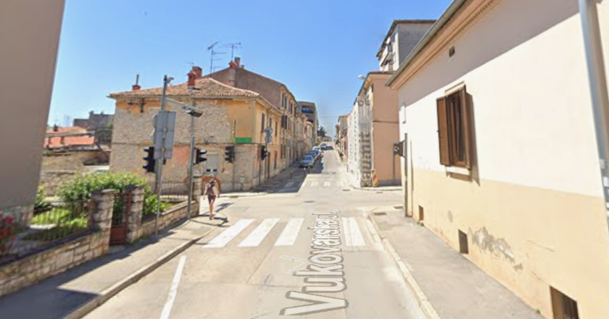 Sudar na raskrižju u Puli, policija traži pomoć očevidaca
