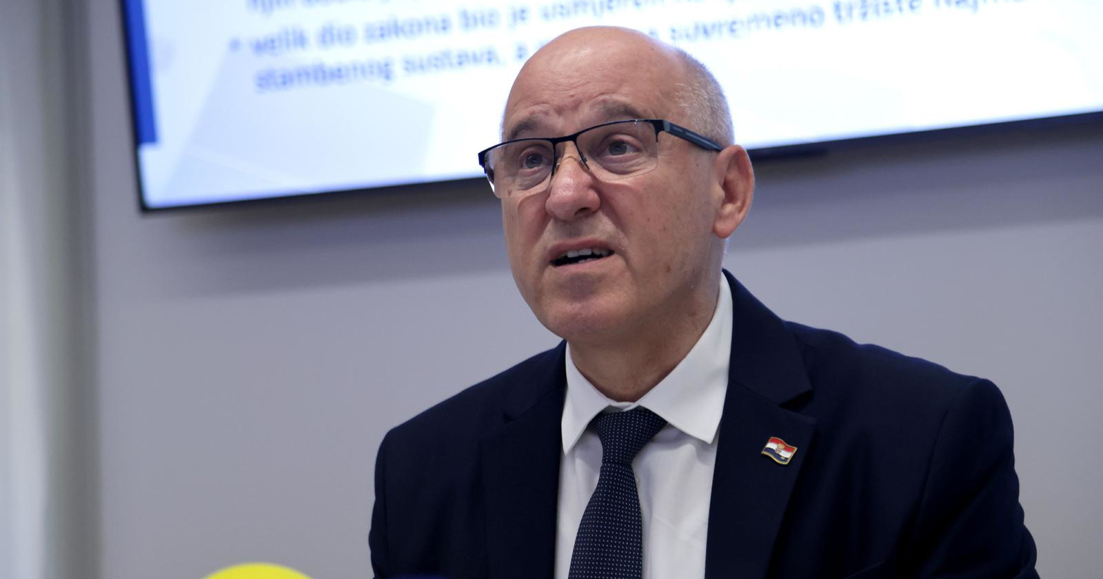 Bačić: Dio opasnog otpada iz Gospića vjerojatno ćemo izvesti iz Hrvatske