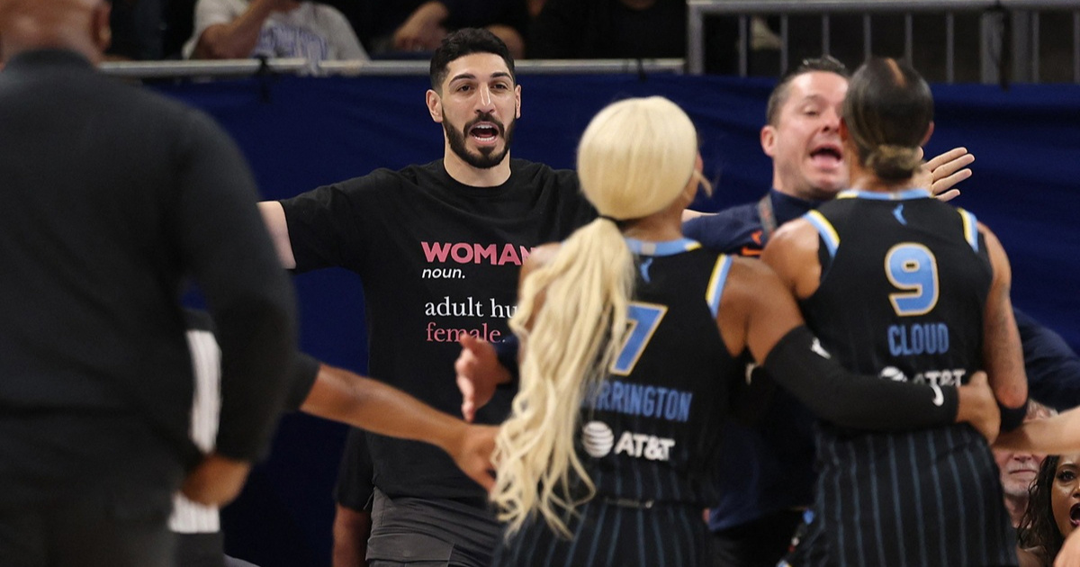 Enes Kanter Freedom izbačen s WNBA utakmice. Pogledajte što se dogodilo