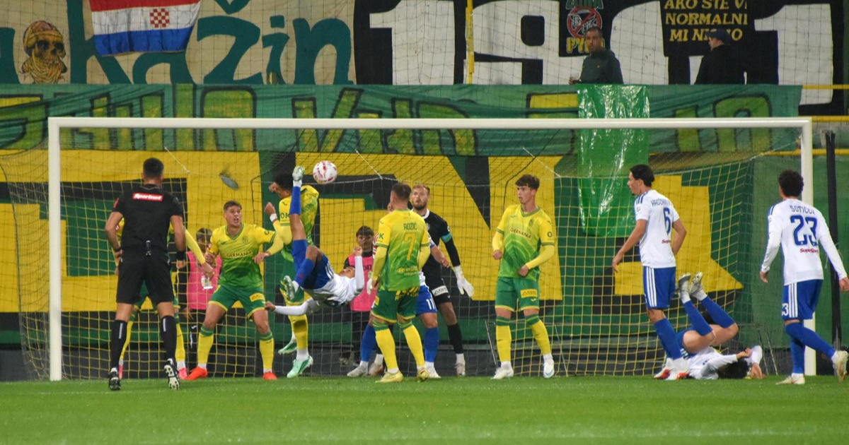 HNS: Nije bio faul prije gola Hajduka i bio je penal za Istru