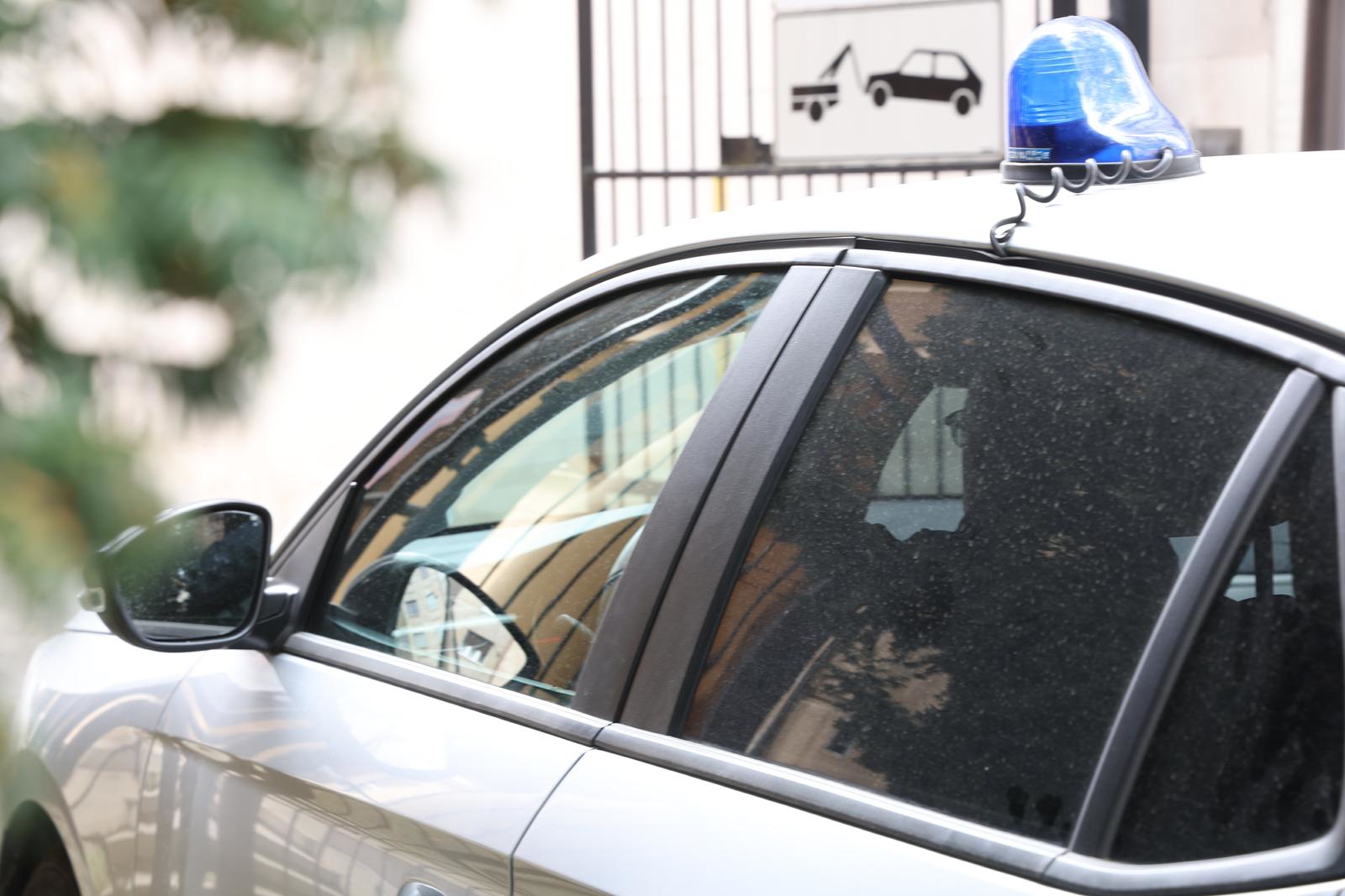 Carinik tražio mito da "zažmiri" na nepravilnosti. Sada podignuta optužnica