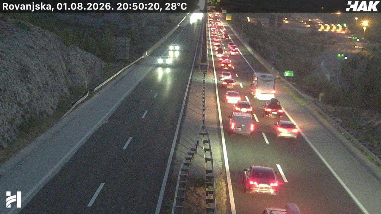 Na autocestama tijekom večeri bez gužvi, na graničnim prijelazima kolone