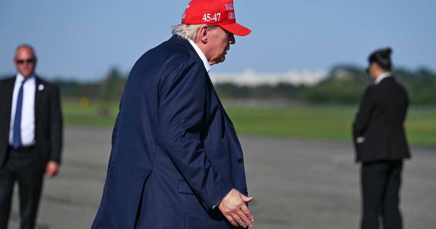 Trumpov neobičan pokret potaknuo nove teorije o njegovom zdravlju