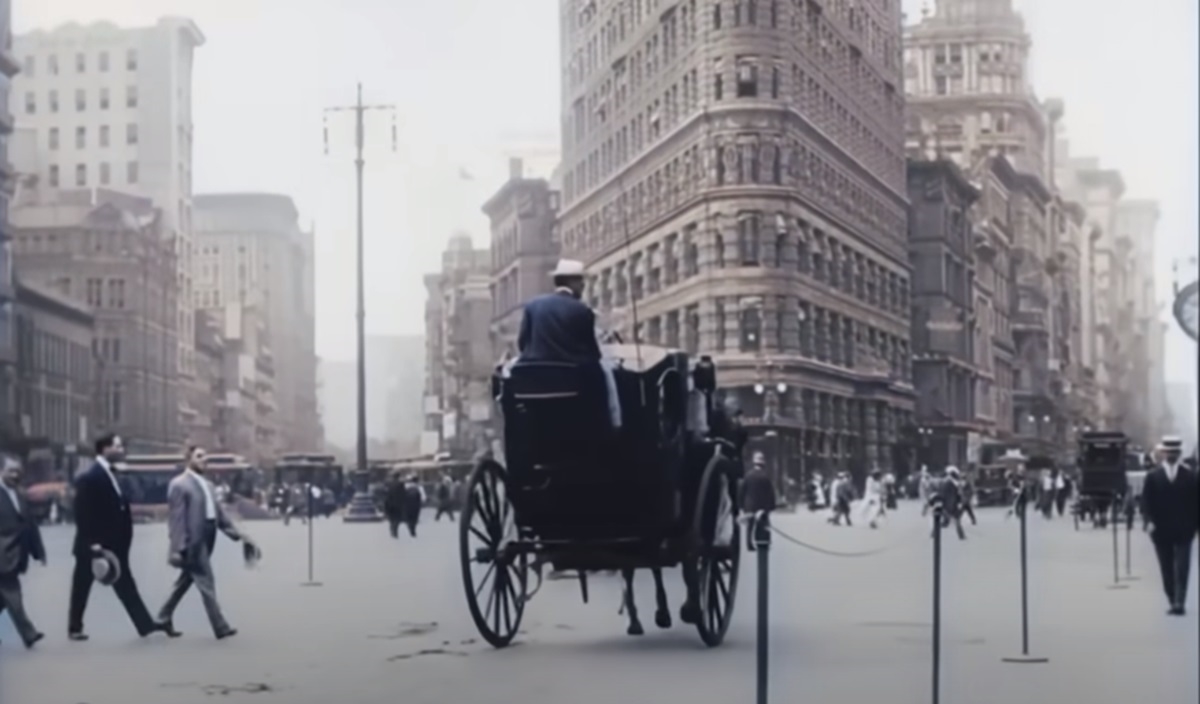 1918. SAD je izglasao zakon koji sprečava kritiku državnih vlasti