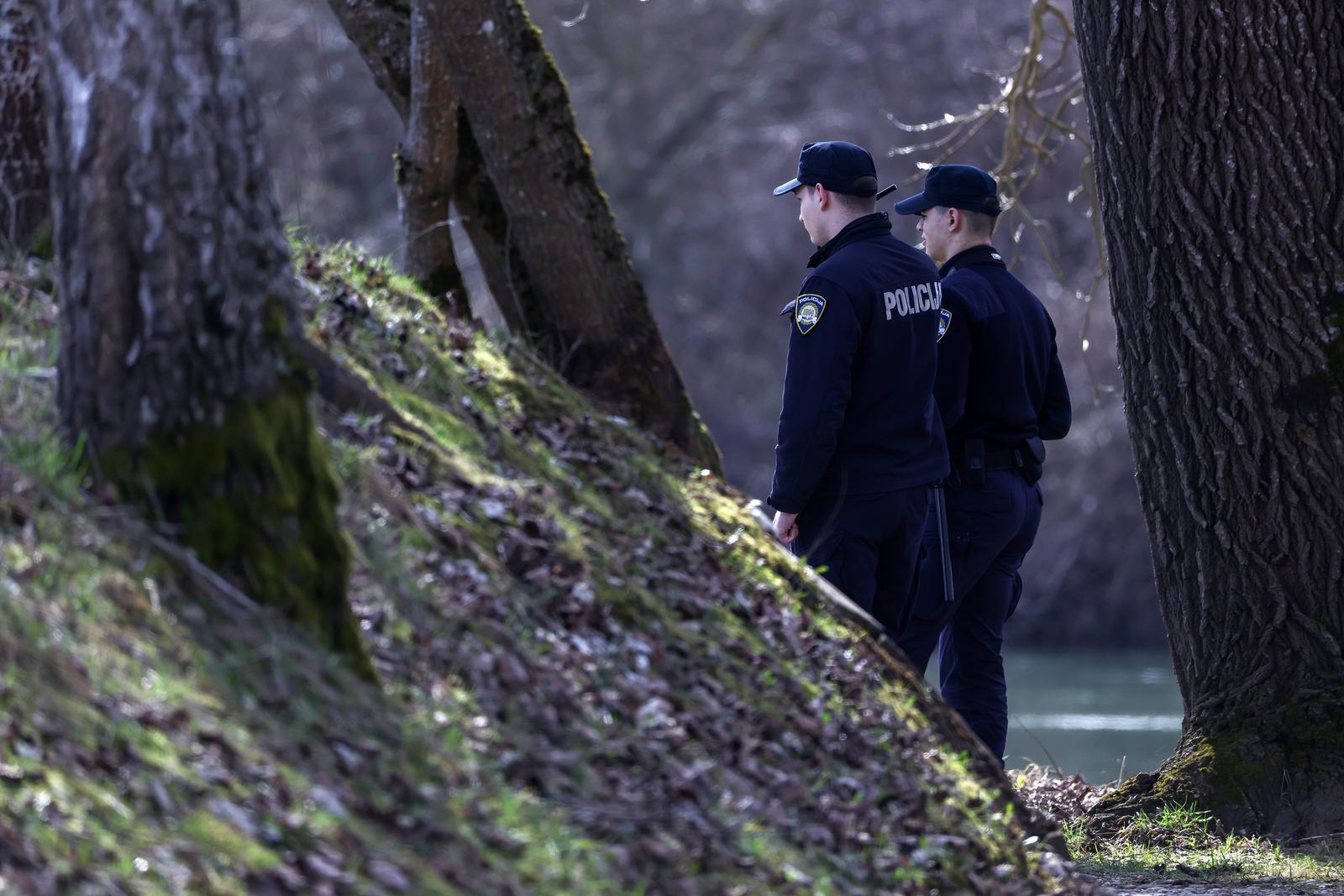 Kod Bosiljeva uhićena krijumčarka ljudi