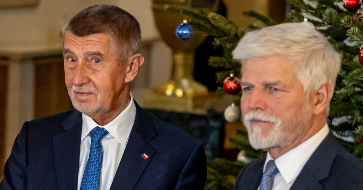 Premijer i predsjednik Češke svađaju se oko toga tko će na summit NATO-a