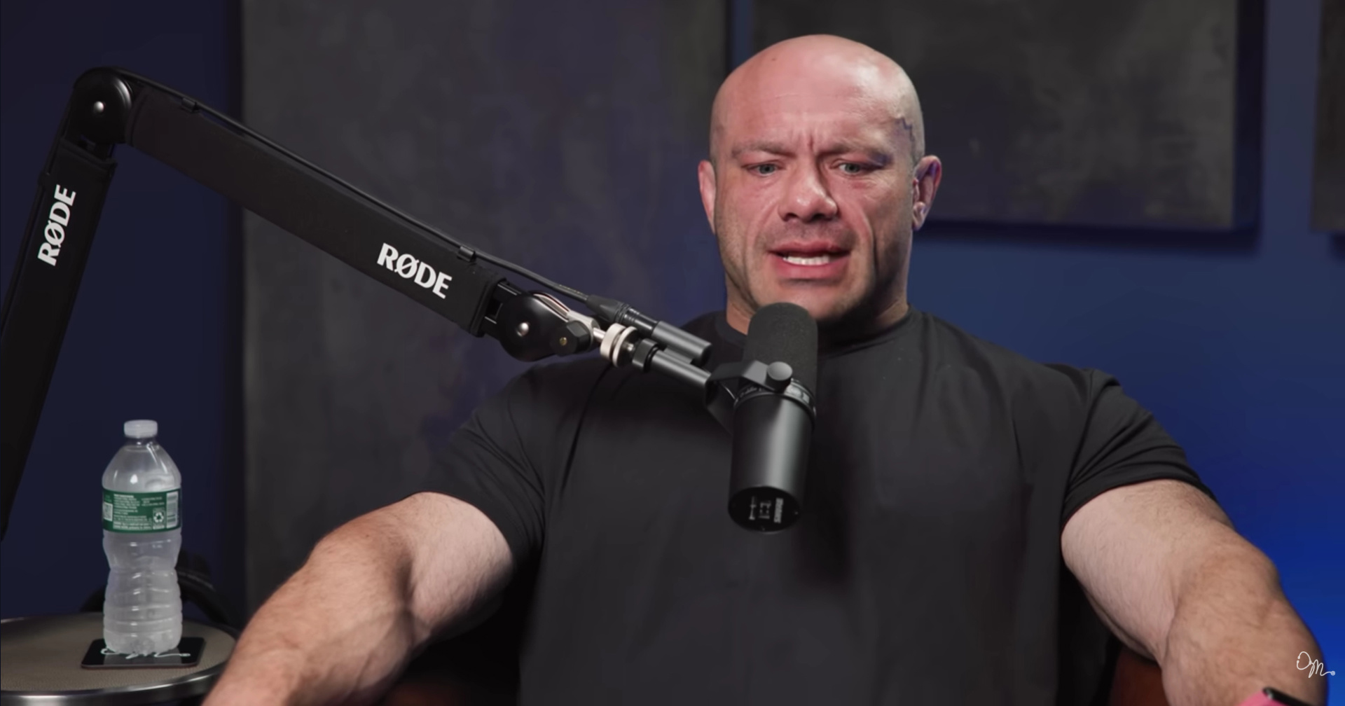 Liječnik i bodybuilder otkriva zastrašujuće nuspojave uziman