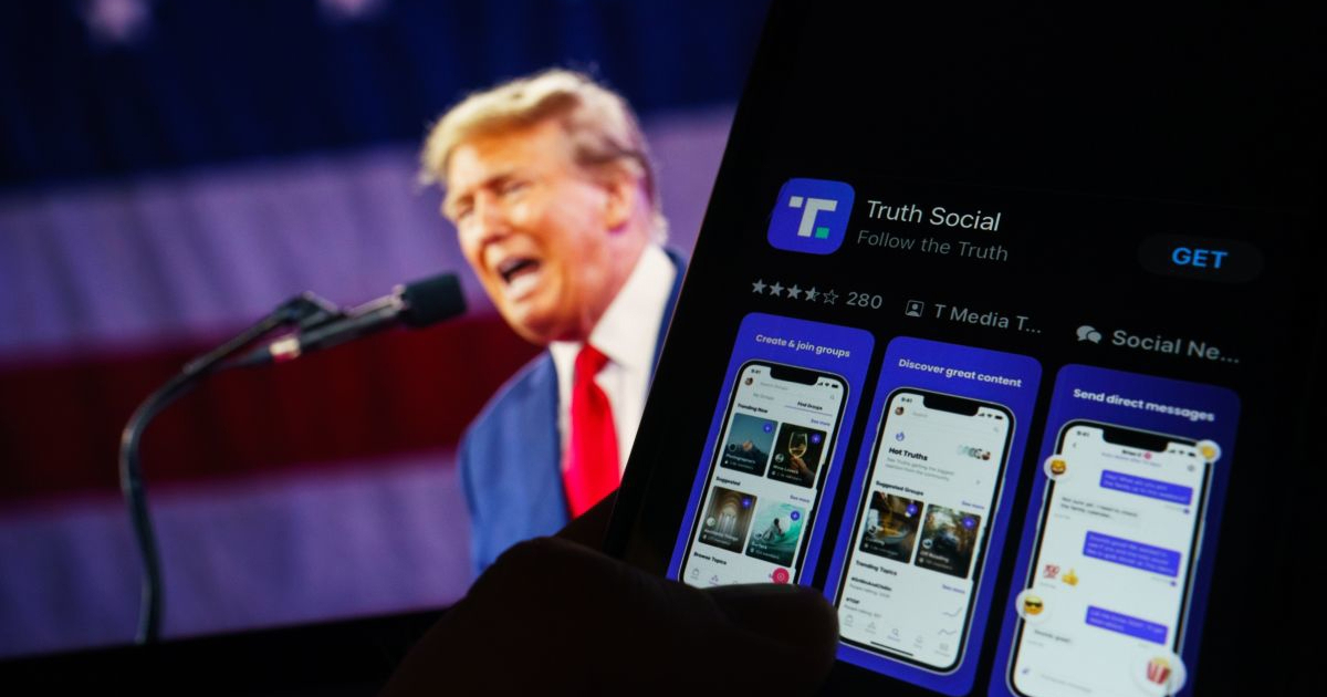 Trumpa tuže jer oni koji plate 100.000 dolara ranije vide objave na Truth Socialu