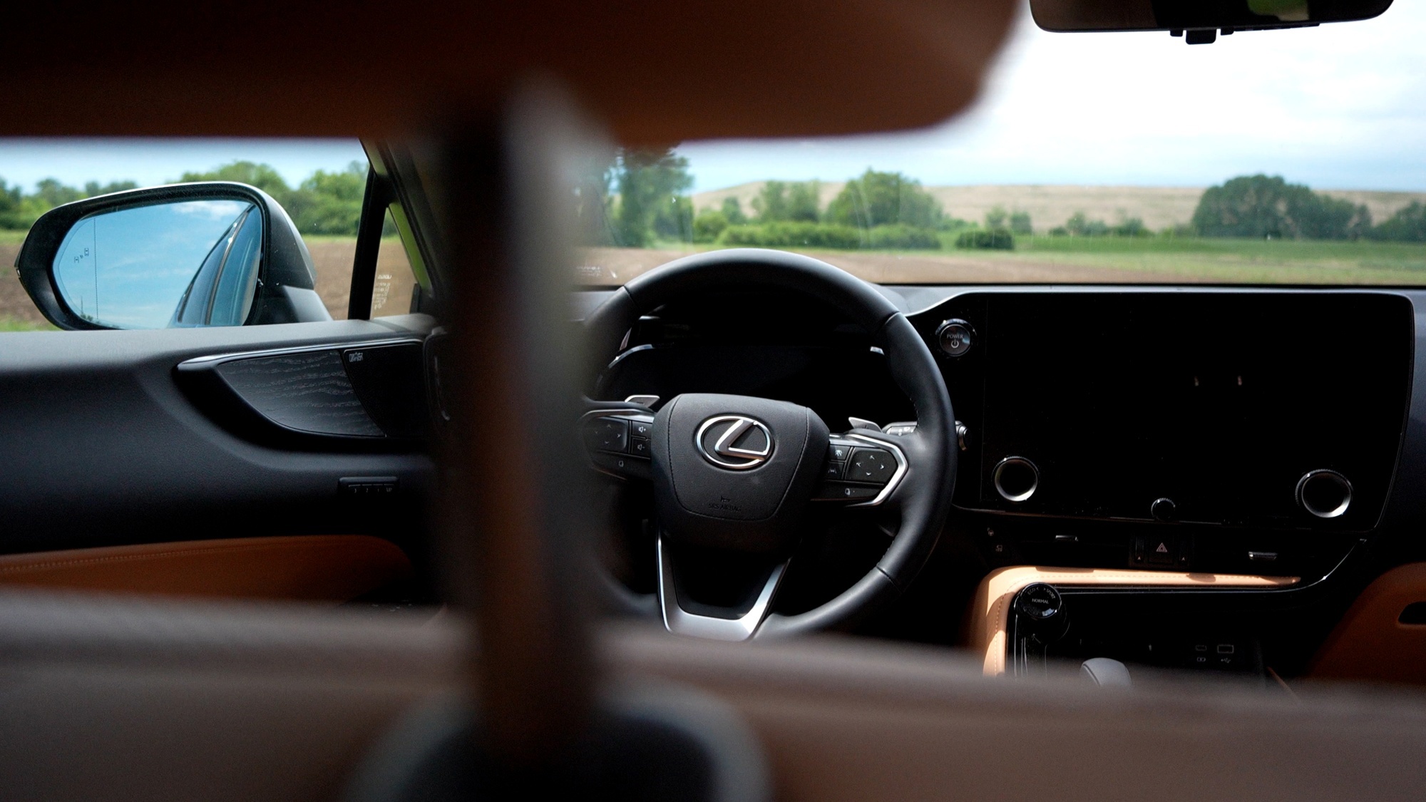 VIDEO Vozili smo Lexus NX Plug-in Hybrid i jasno n
