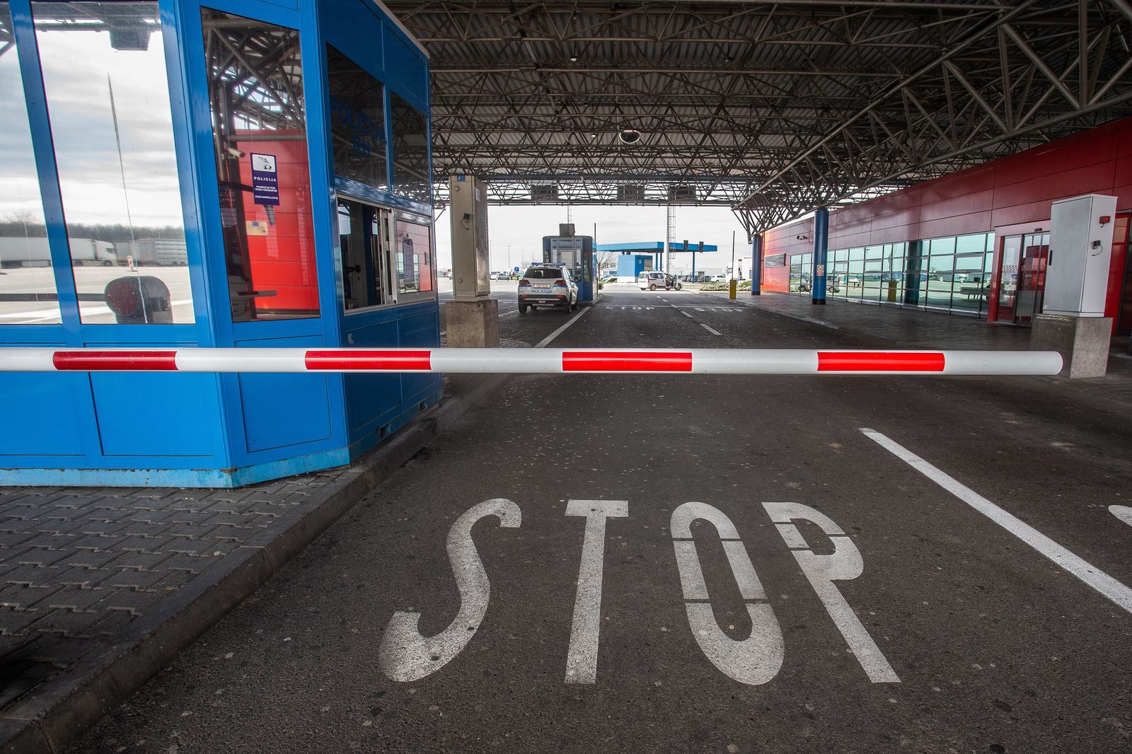 Prevarili ženu u Zagrebu za 50.000 eura. Policija ih uhitila na granici za Srbijom