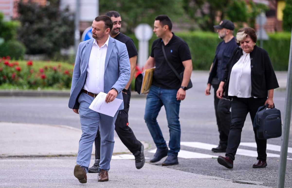 Pričali smo s ljudima koji su prijavili Šimunića. Članovi su