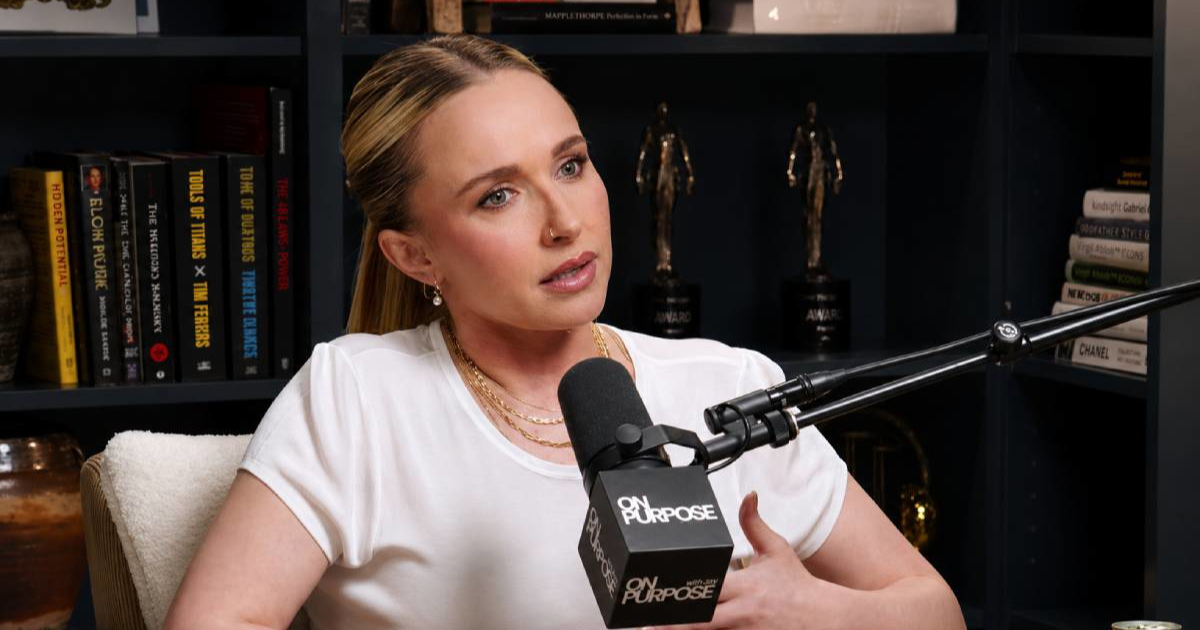Hayden Panettiere: Slavni oscarovac pokazao mi je testise kad sam imala 19