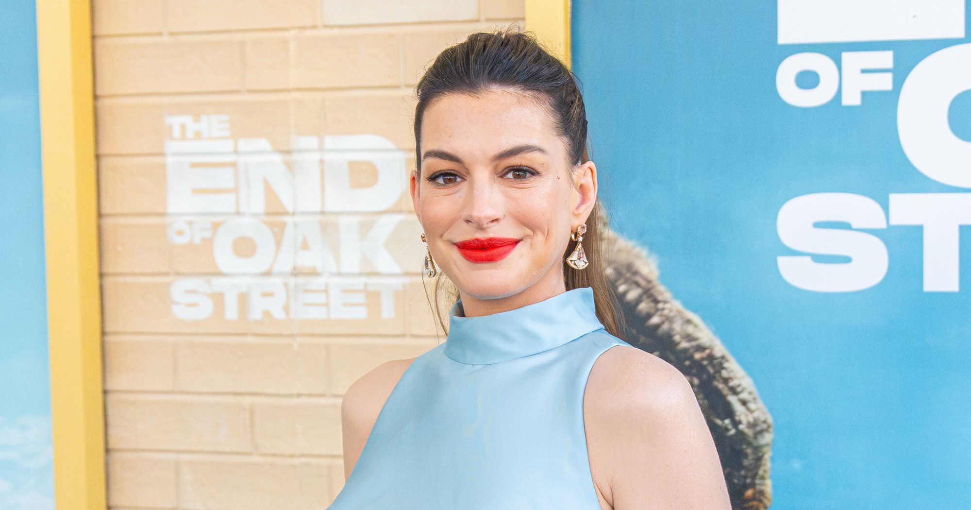 Anne Hathaway odgovorila ljudima koji joj pišu da fejka trudnoću