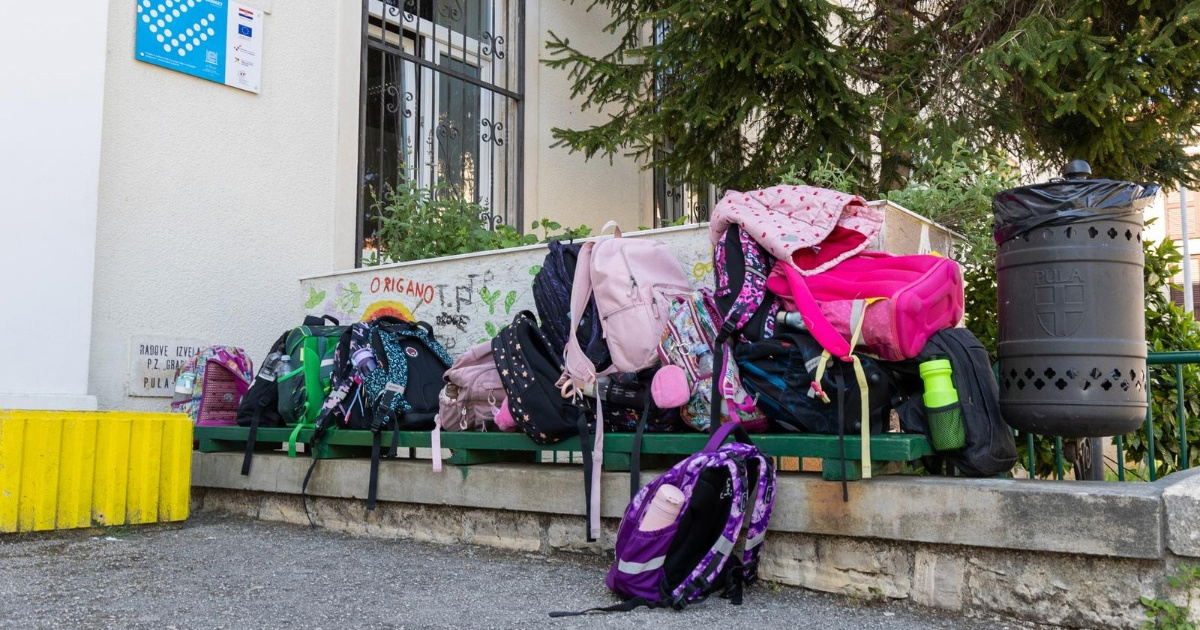 Ponovno promjena u školskom kalendaru, vraćaju se zimski praznici u dva dijela