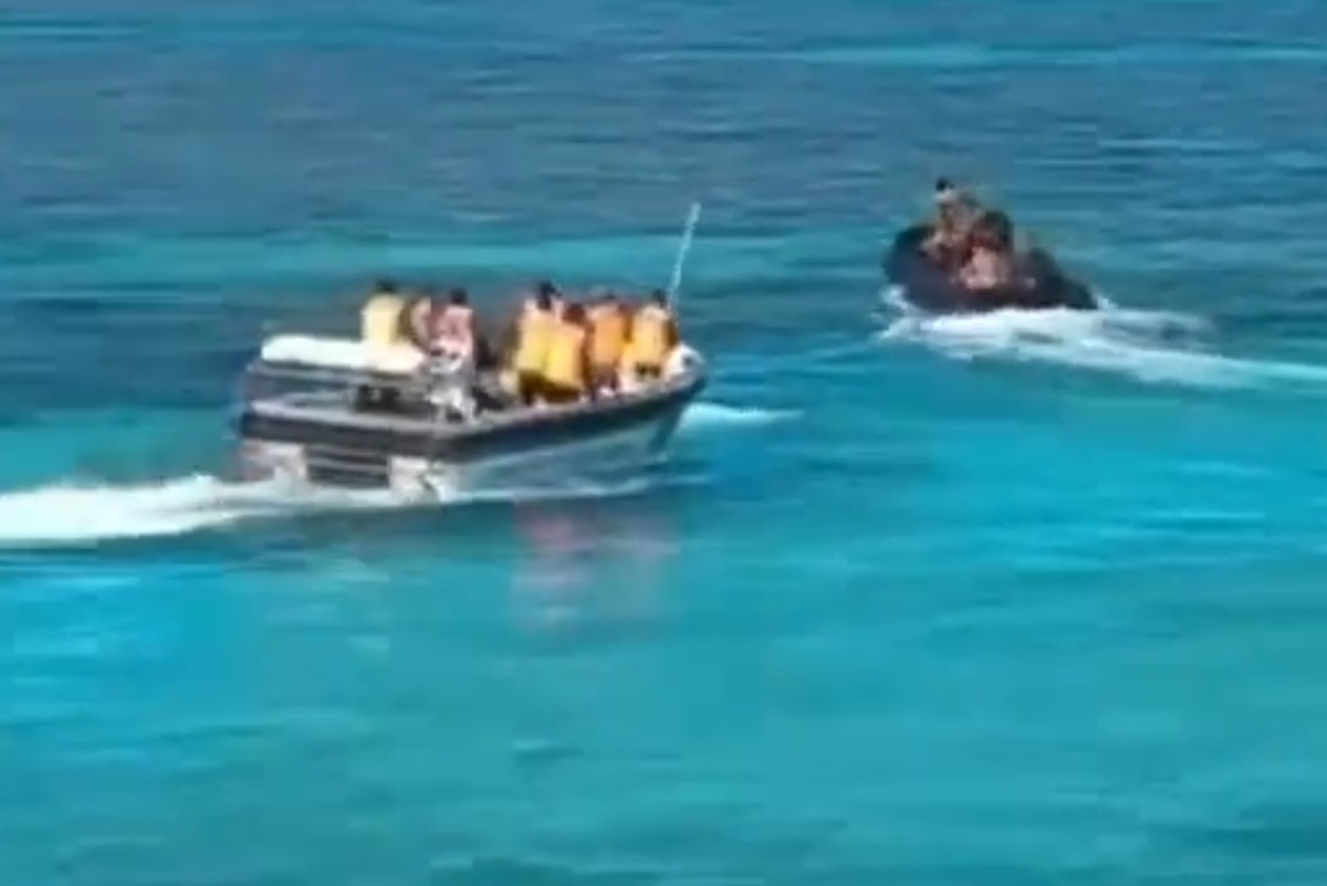 Sukob kineske i filipinske mornarice u Južnom kineskom koru. Objavljena snimka