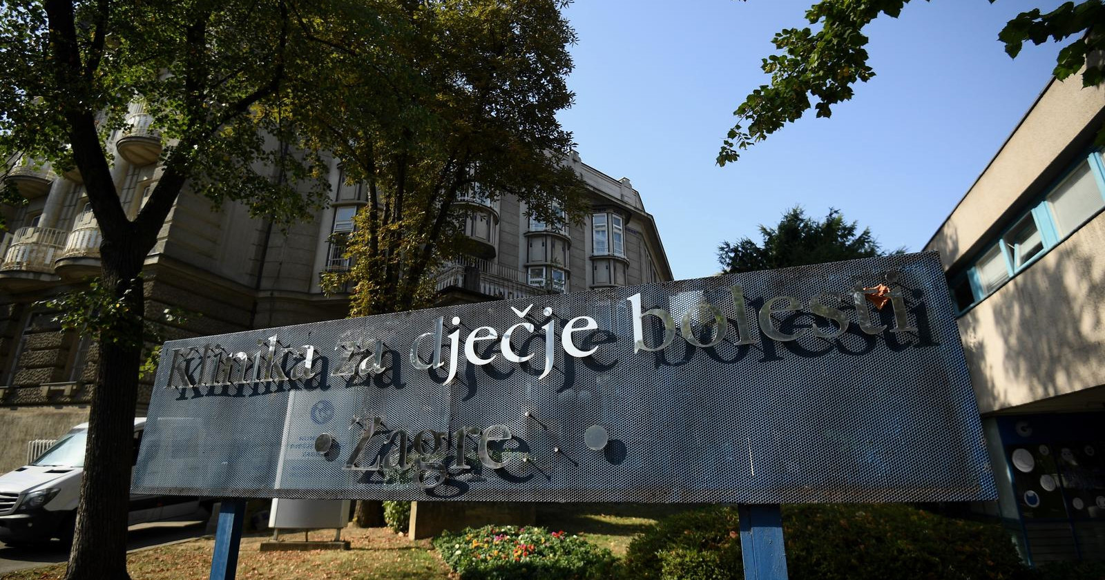 Bolnica: Maloljetnica ozlijeđena u požaru kod Omiša je stabilno