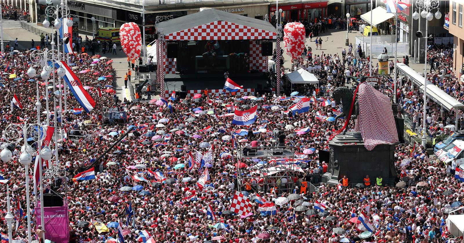 ANKETA Biramo najveći hrvatski navijački hit