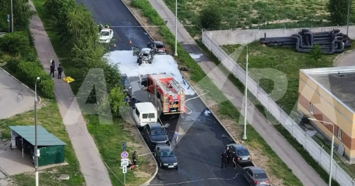 BMW eksplodirao kod Moskve, poginuo muškarac