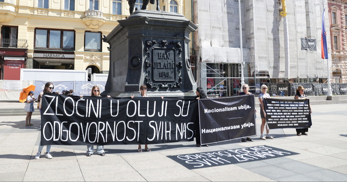 Antiratna akcija na Jelačićevom trgu. Žena vikala: "Švedska se*e na Hrvatsku"