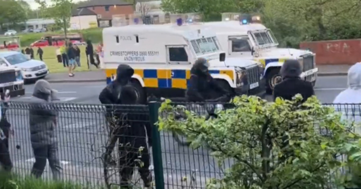 Strah od nereda nakon brutalnog napada u Belfastu. Musk pozv