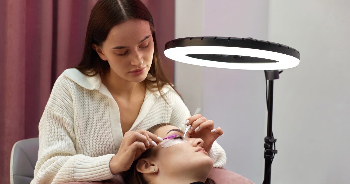 Korejski lash lift: Novi trend za prirodno podignute trepavice