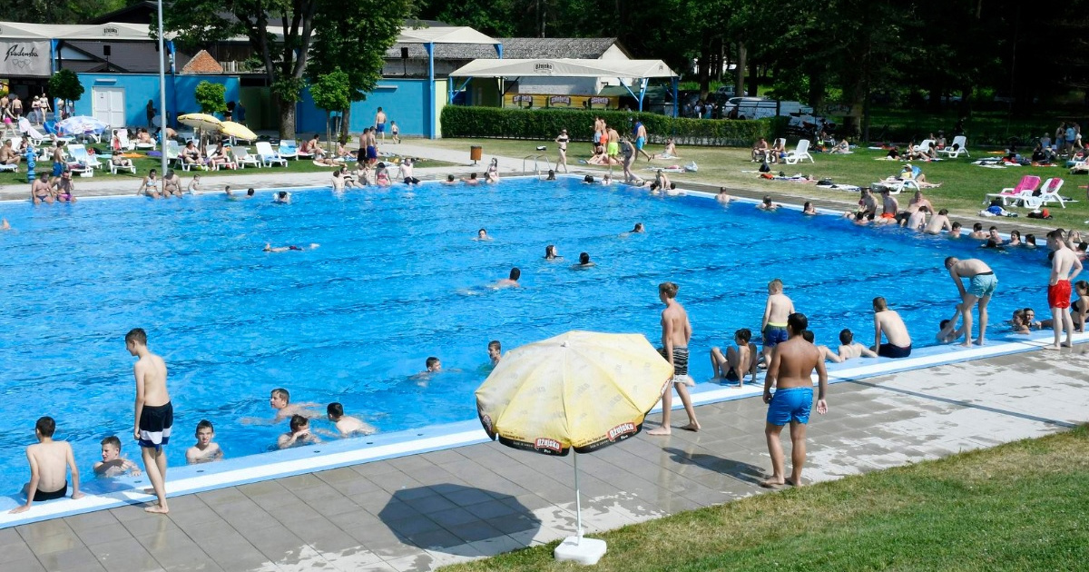 Siščani ljuti zbog novog pravila na bazenu: 