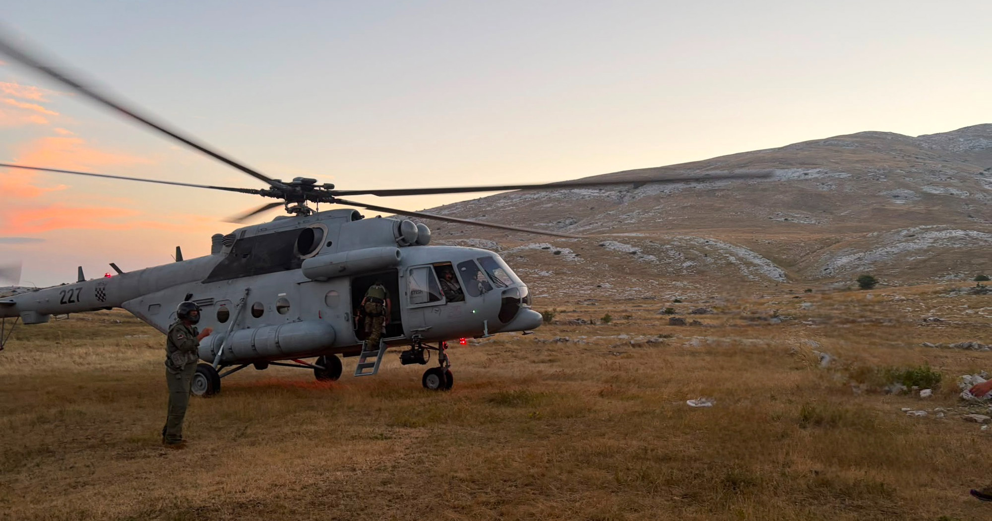 VIDEO Vojnim helikopterom spašen ozlijeđeni Nijemac s Dinare