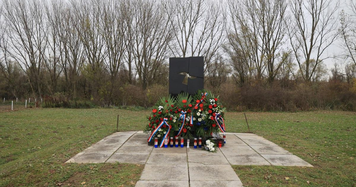 U Lovasu obilježena 35. obljetnica stradanja 87 mještana u Domovinskom ratu
