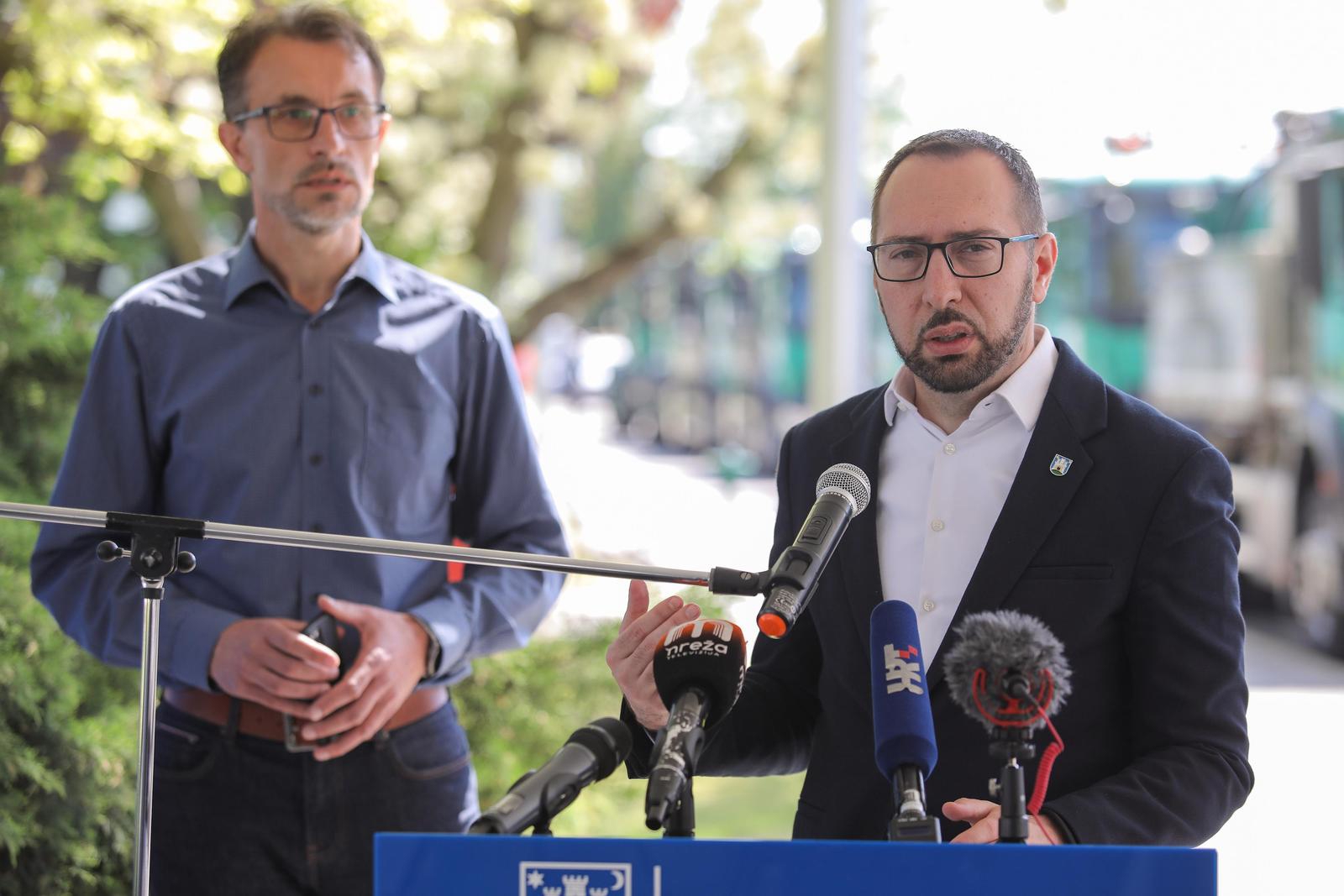 Direktor gradske fime dao ostavku, pod izvidima je. Doznajemo za što ga istražuju