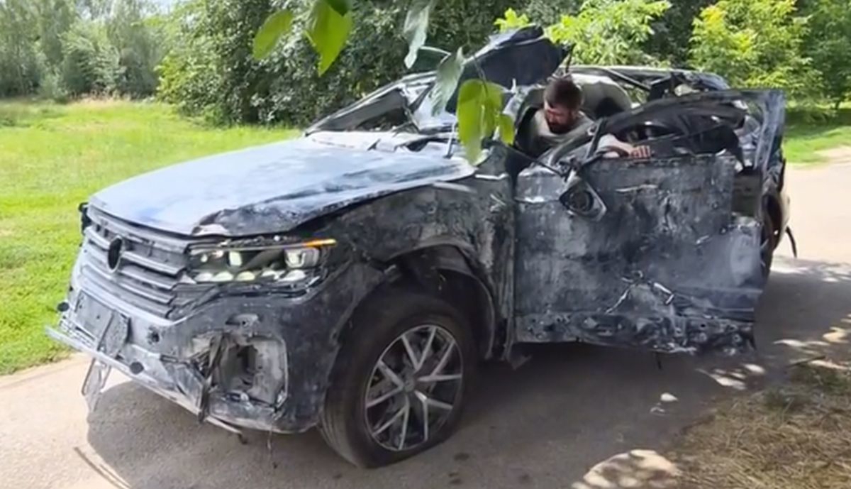 Nevjerojatno: Uništeni VW Touareg iz Ukrajine i dalje vozi