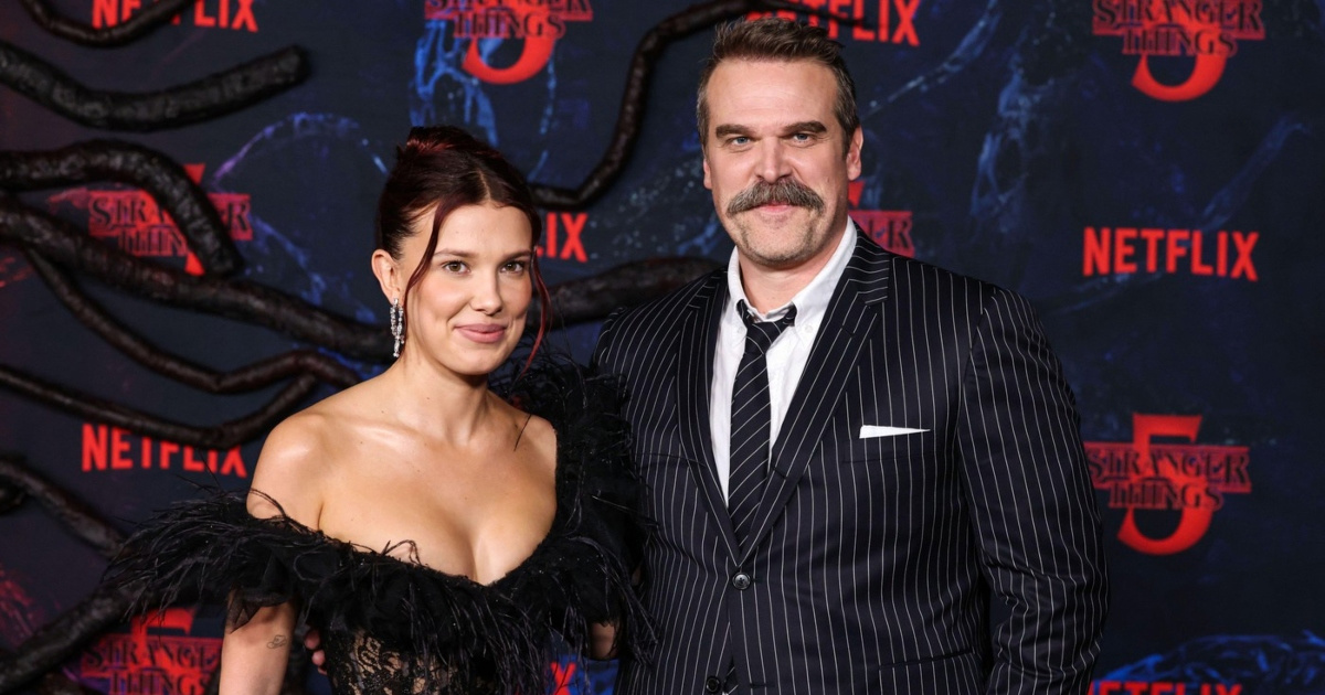 David Harbour progovorio o glasinama o odnosu s Millie Bobby