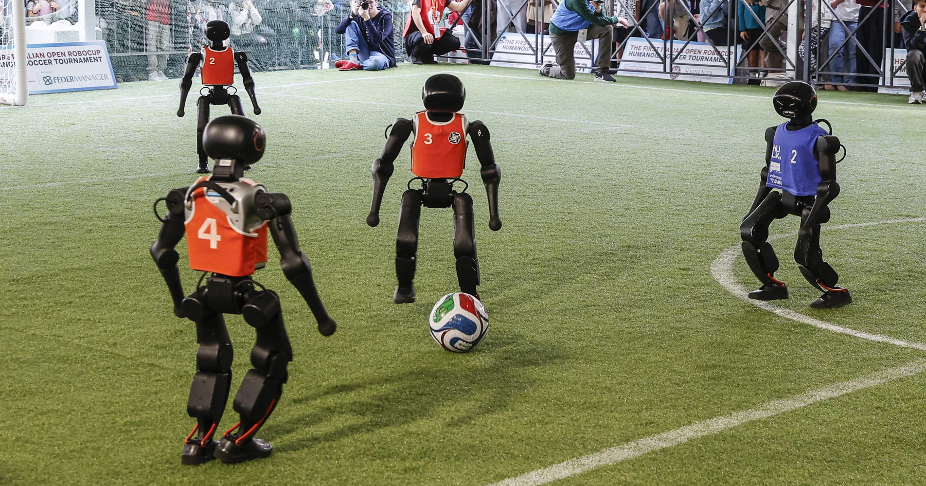Humanoidni roboti odmjerili snage na nogometnom turniru u Italiji