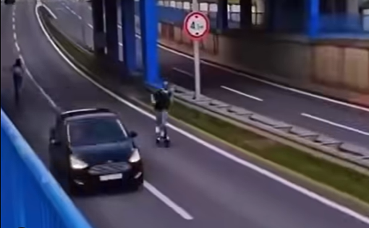 VIDEO Nova snimka divljanja na cestama, na romobilu u lijevo