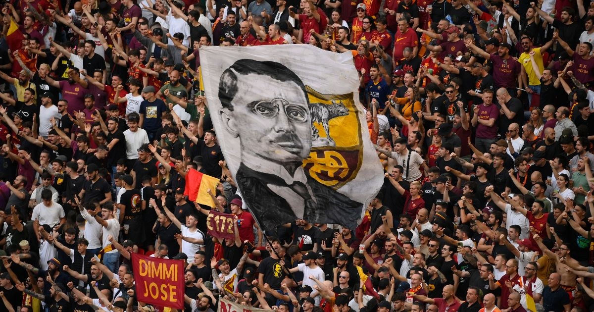 I tifosi della Roma compiono attacchi di vendetta contro Delia.  Diversi serbi sono ricoverati in ospedale
