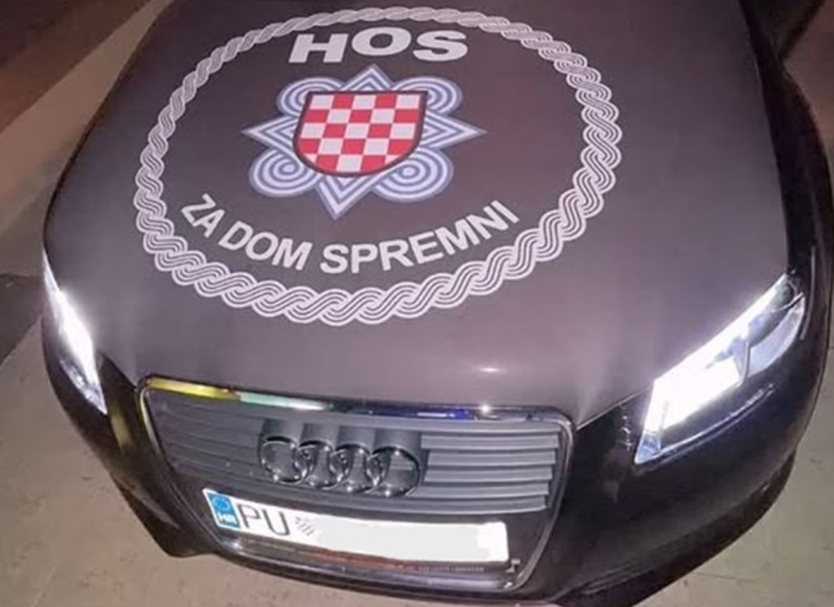 U Puli vozio auto sa zastavom HOS-a na haubi. Policija mu je oduzela