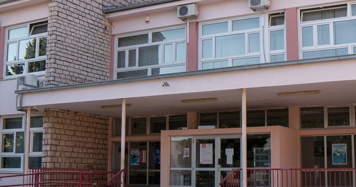 Bojkot nastave kod Zadra zbog učiteljice. "Ne možemo joj dati otkaz ako jednom zaspi"