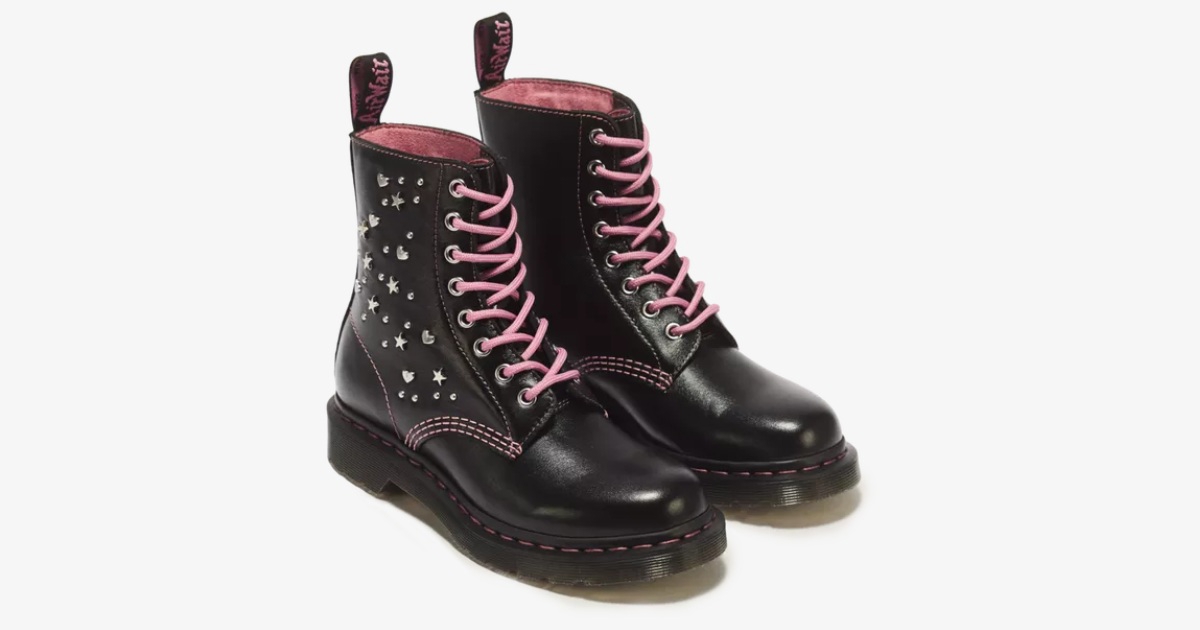 Dr. Martens predstavlja romantične čizme sa srcima i zvijezdama
