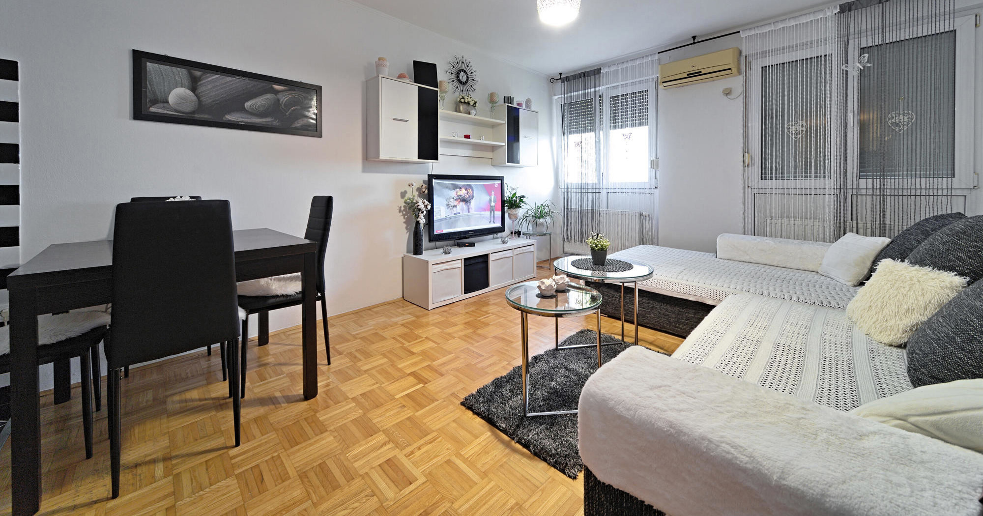 Moderan stan u Osijeku prodaje se potpuno namješten za 180.000 €
