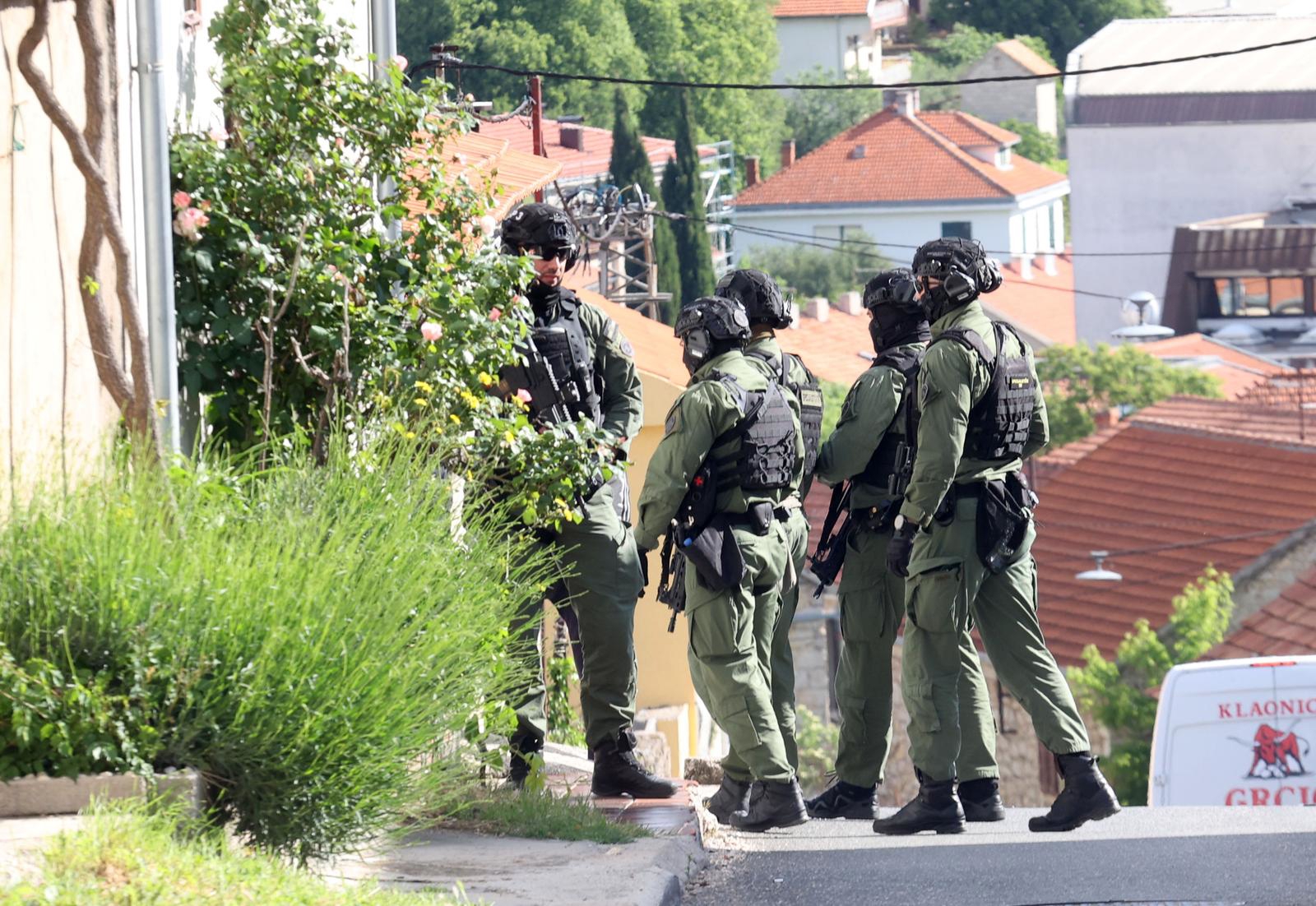 Ispalio 10-ak metaka u dostavljača (19). Prije ubojstva kupovao zalihe za bijeg?