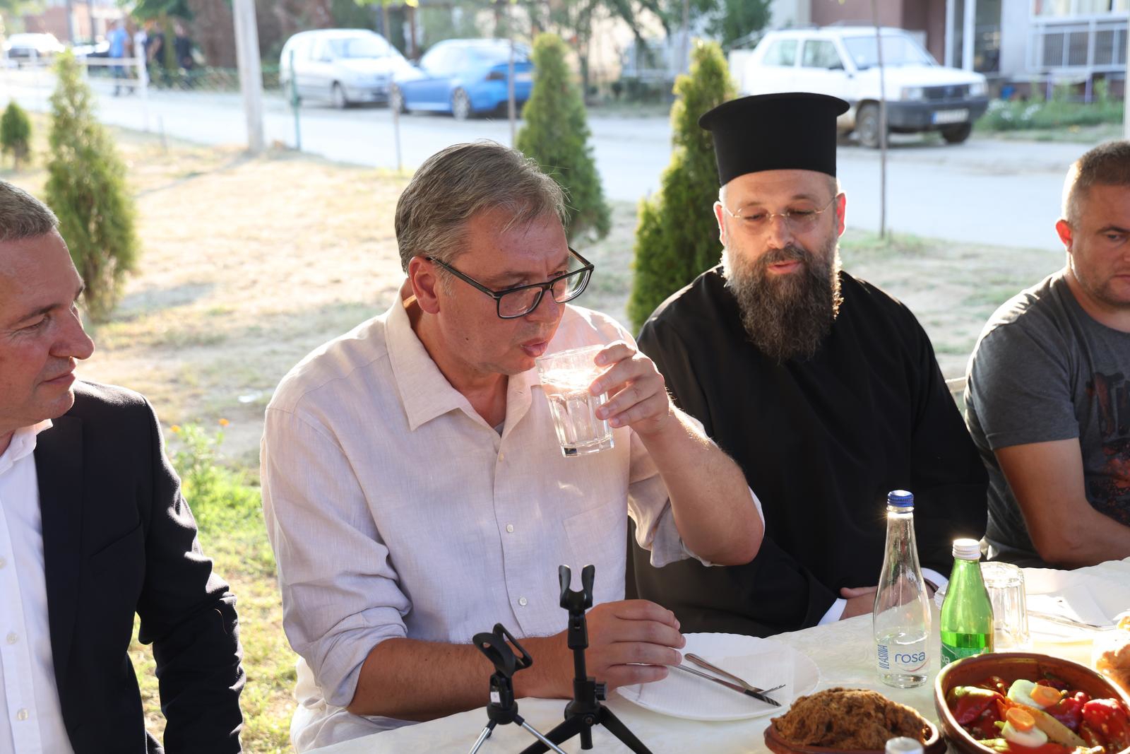 Vučićevi mediji: S Kosova je poslana vatrena lopta na Srbiju. On: Namjera je jasna